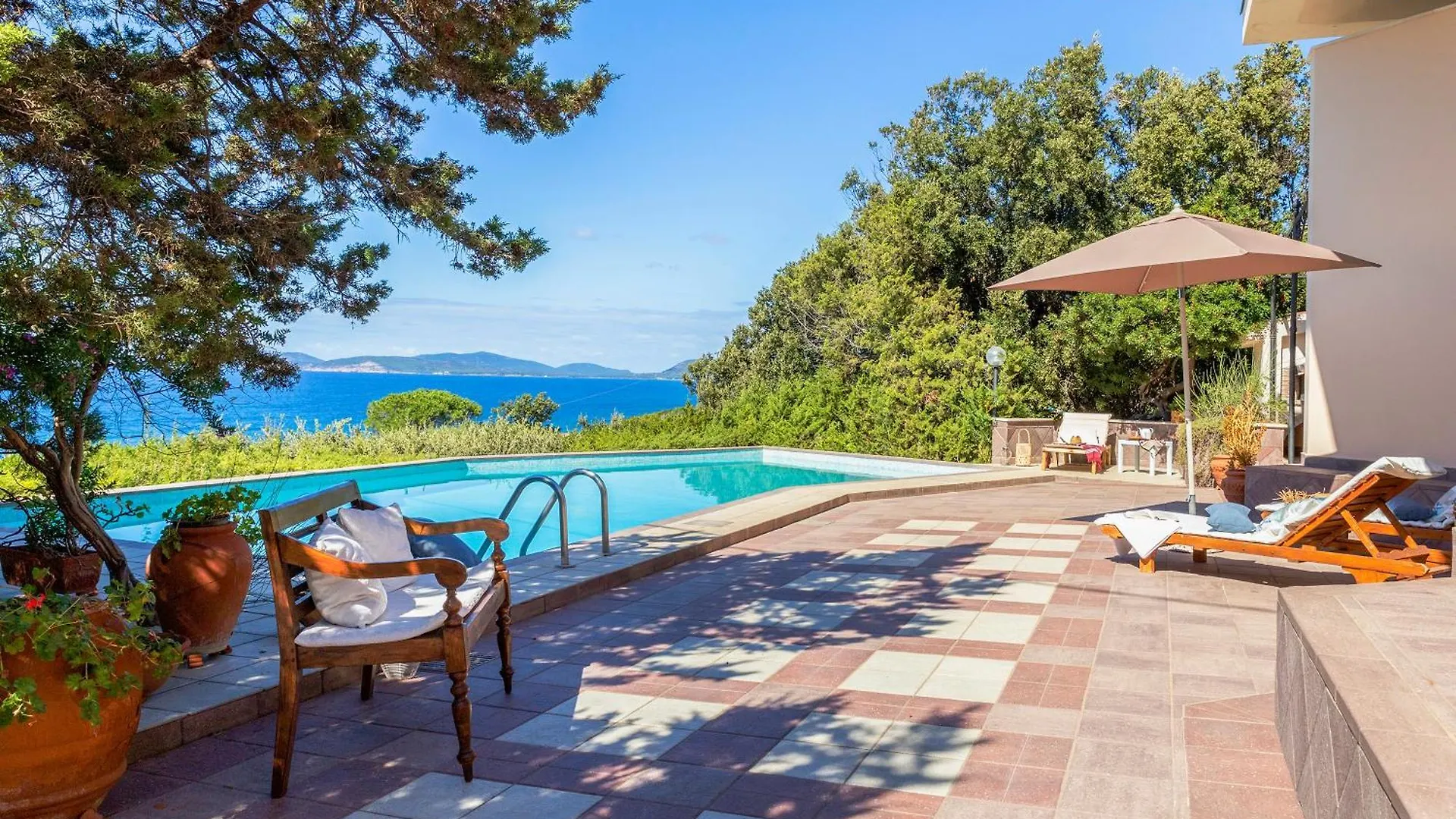 Villa Joie De Vivre Vista Mare Con Piscina A Sfioro Per 6 Persone Alghero