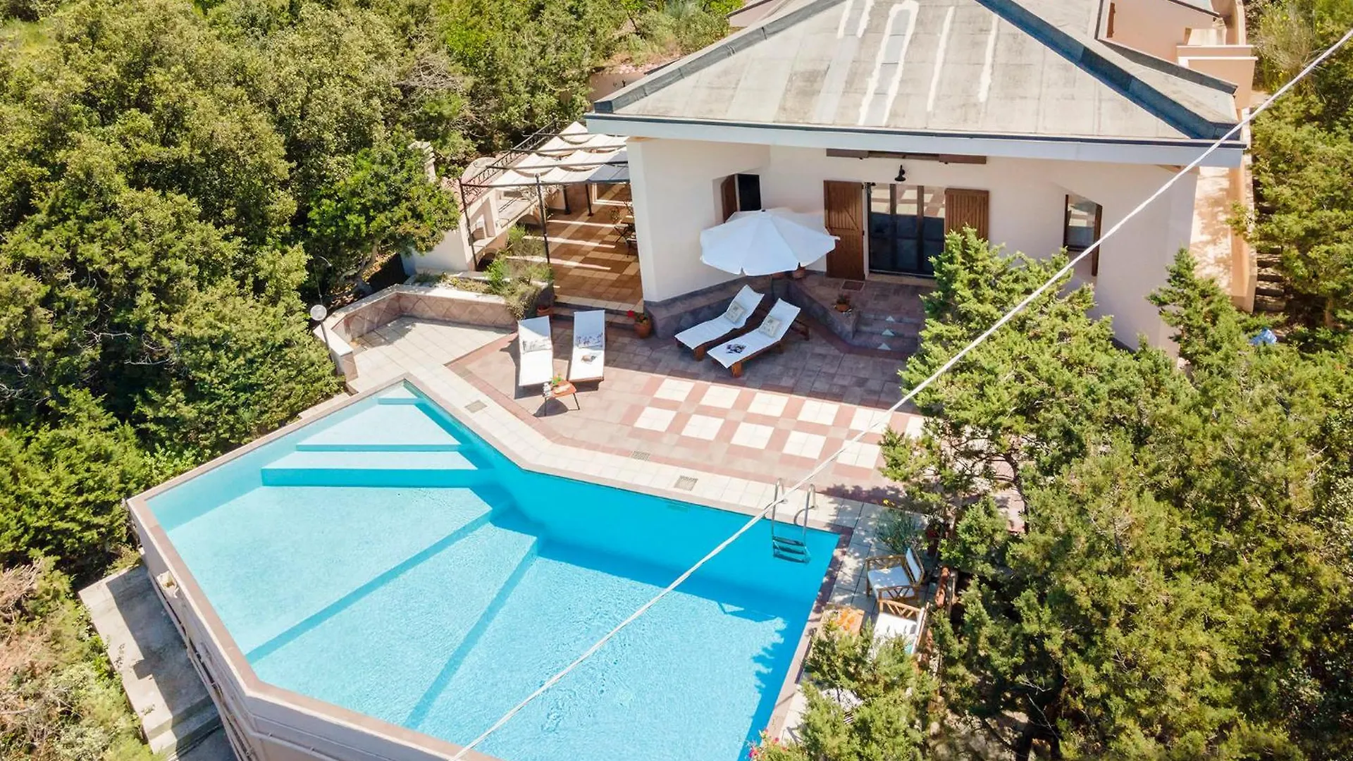Villa Joie De Vivre Vista Mare Con Piscina A Sfioro Per 6 Persone Alghero 0*,  Olaszország